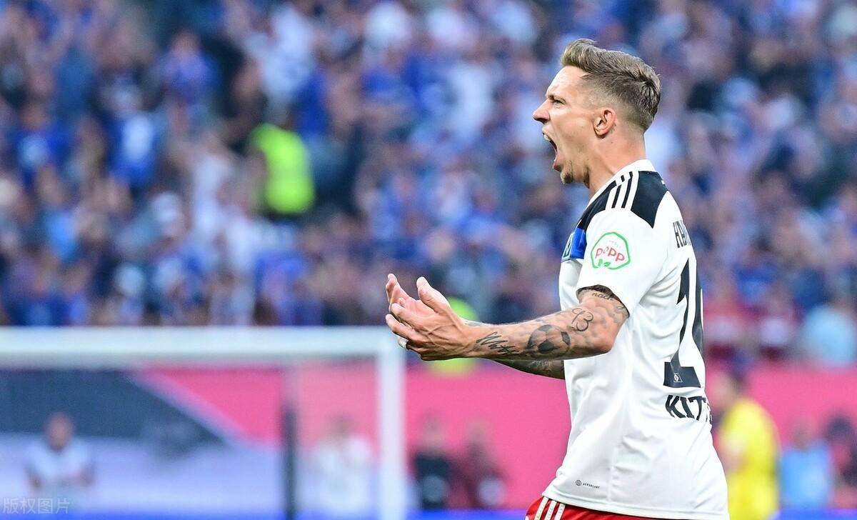 斯图加特再度失利，保级形势严峻