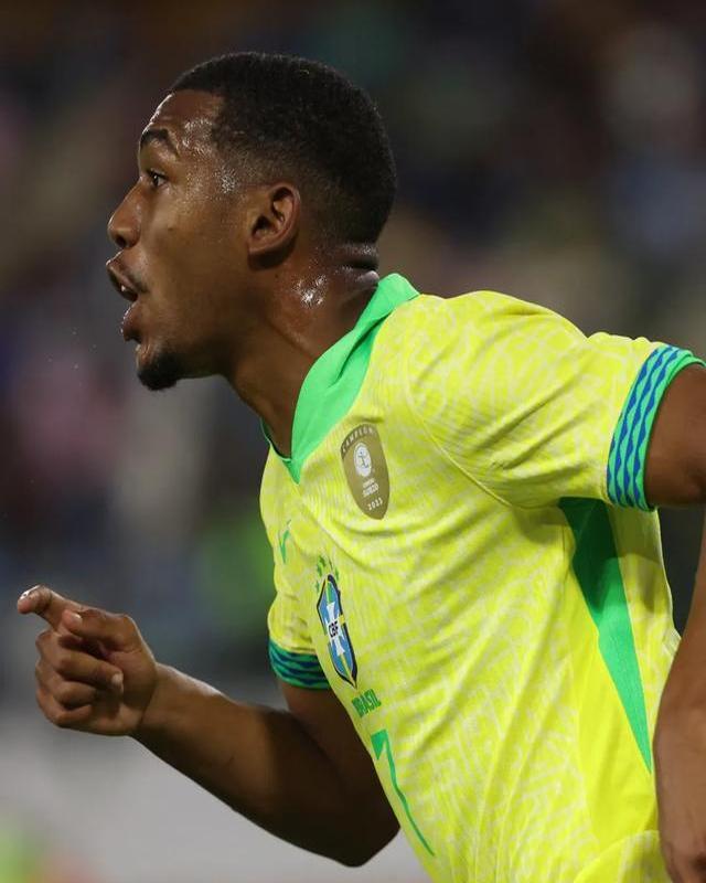 南美明星赛：阿根廷女足强势逆袭，惊险晋级的简单介绍